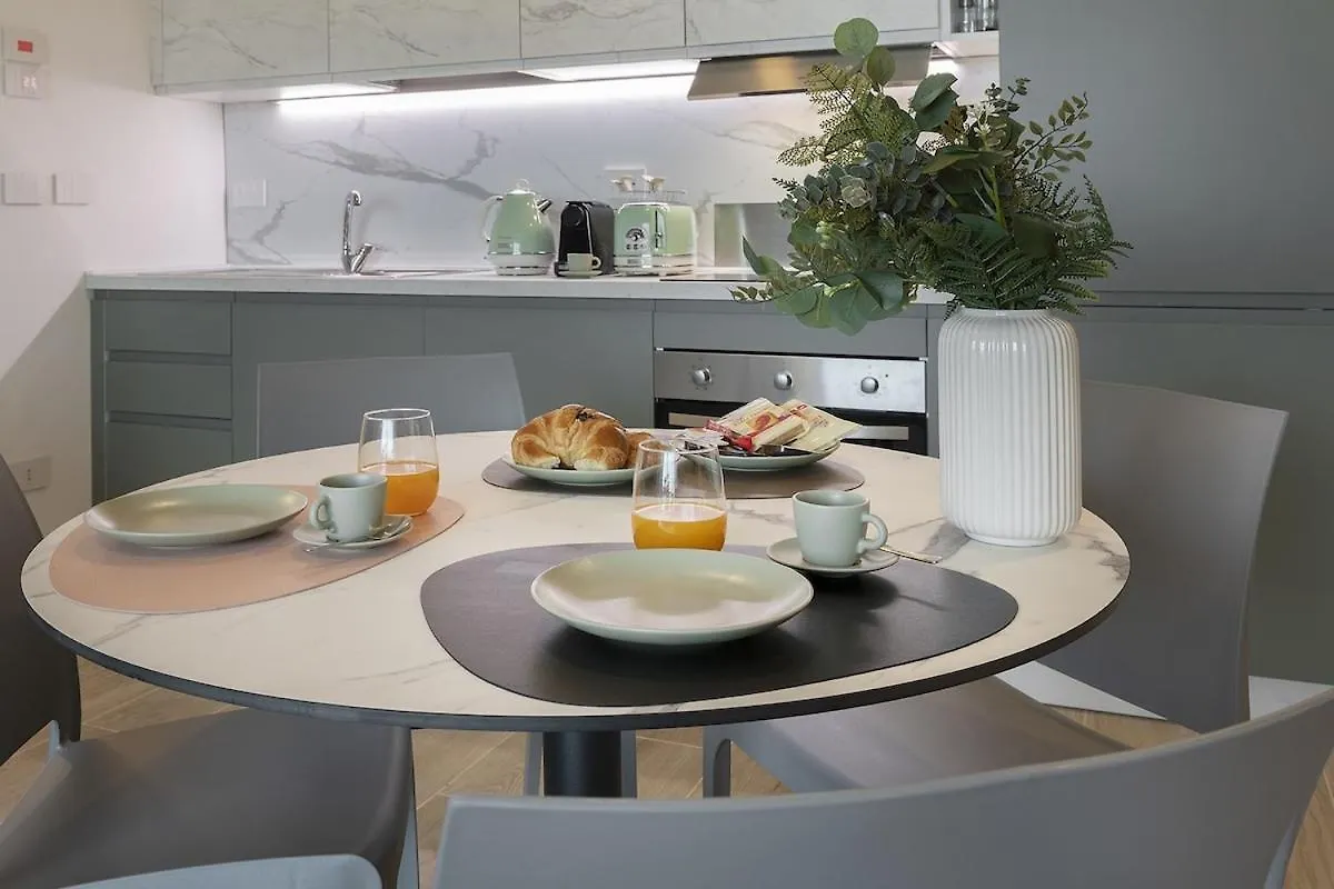 Theorema Apartment - Terrazza Privata Milão